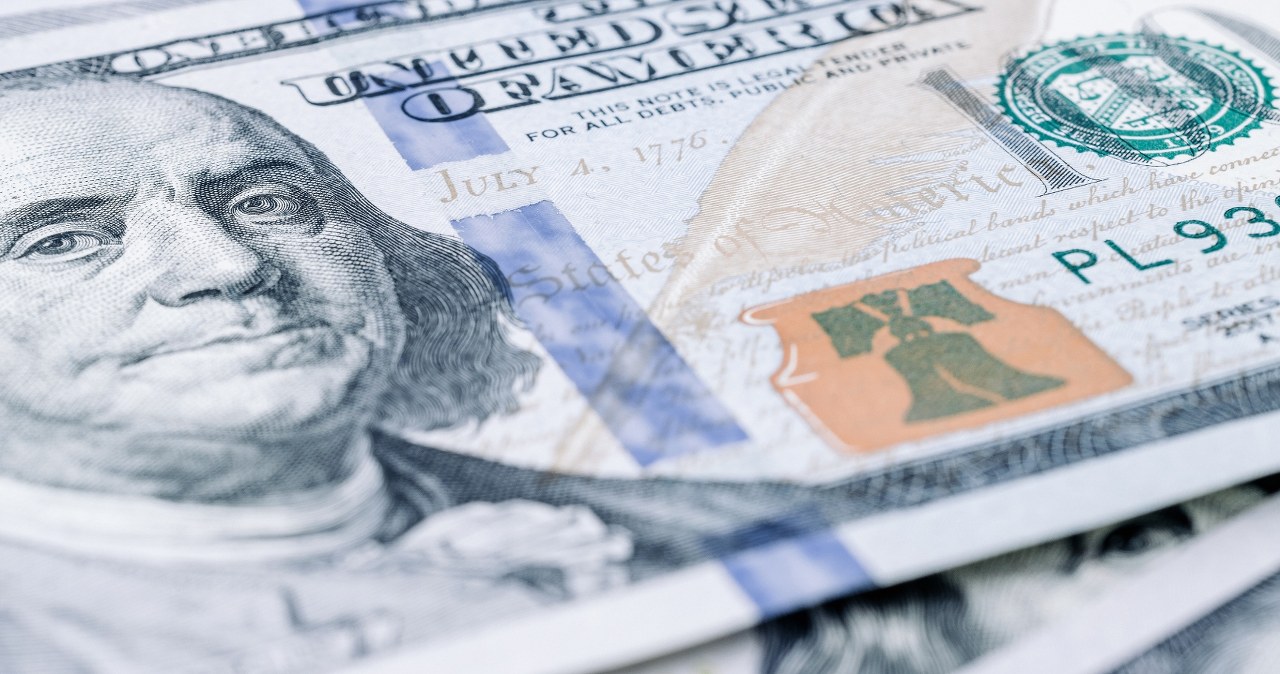 Złoty na walutowym polu walki. Grenlandzka bitwa Trumpa może osłabić dolara