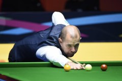 Snooker: Turniej German Masters - mecz półfinałowy