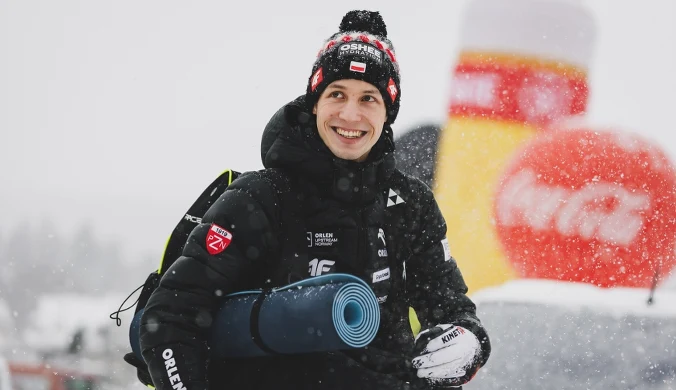 Na jaw wychodzi, co Tomasiak robił po zawodach w Sapporo. Nie był sam
