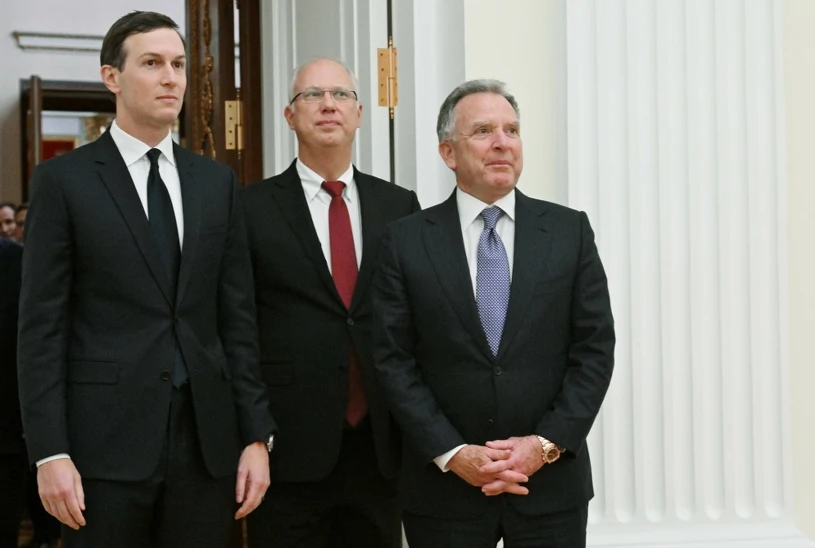 Dmitrijew zadowolony. "Coraz więcej ludzi rozumie uczciwość Rosji"