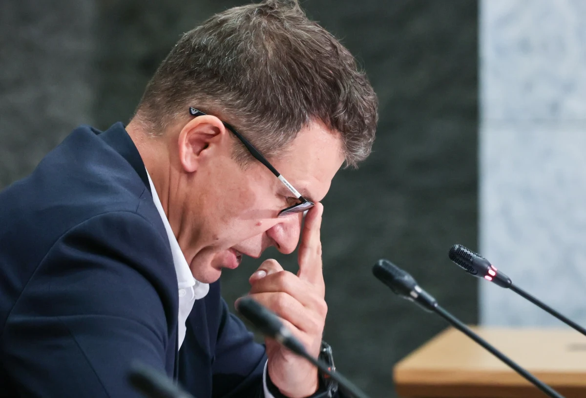 Będzie audyt spółek Skarbu Państwa pod kątem zatrudnienia w nich funkcjonariuszy służb specjalnych. Taką decyzję podjął minister aktywów państwowych w reakcji na informacje ujawnione przez RMF FM - dowiedział się nasz reporter Krzysztof Zasada.