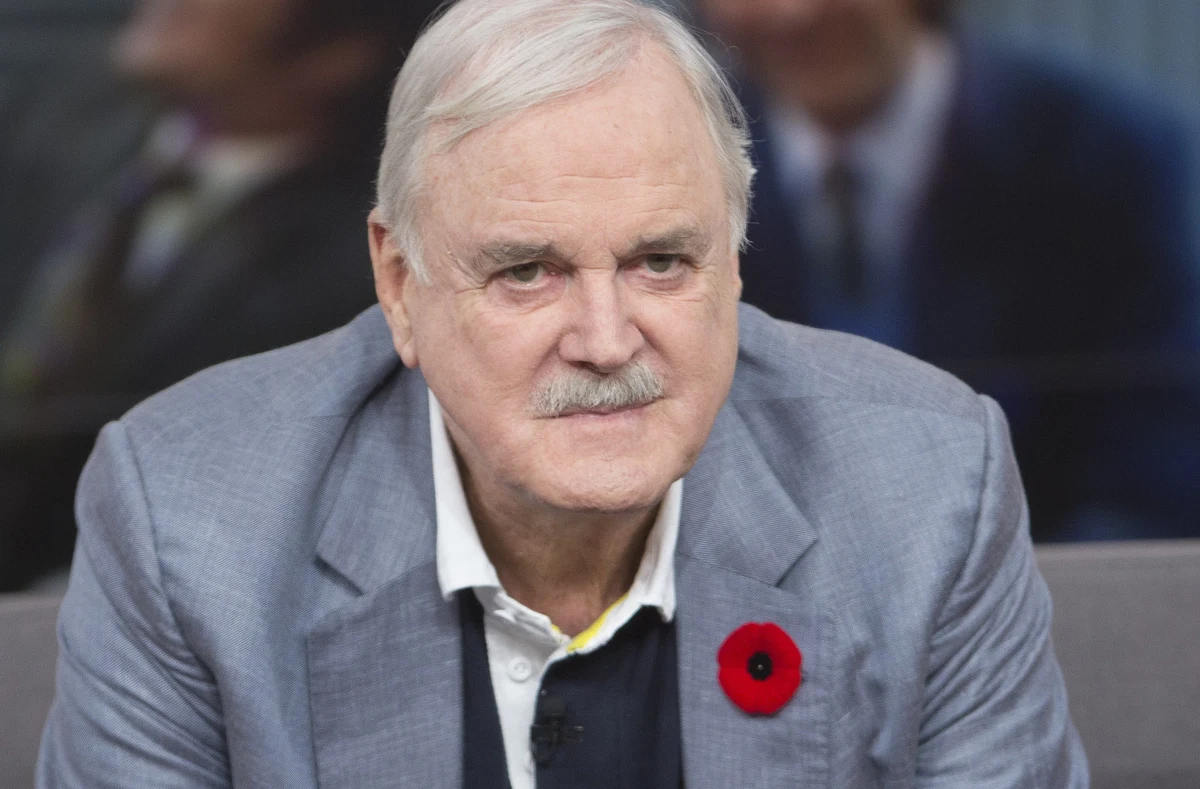 Brytyjski komik John Cleese, członek legendarnej grupy Monty Python, w swoim stylu skomentował w mediach społecznościowych prorosyjski wpis niemieckiego ekonomisty Richarda A. Wernera. Wyśmiał tezę, jakoby Unia Europejska nie mogła obyć się bez rosyjskich produktów, a przy okazji wspomniał o polskiej wódce.