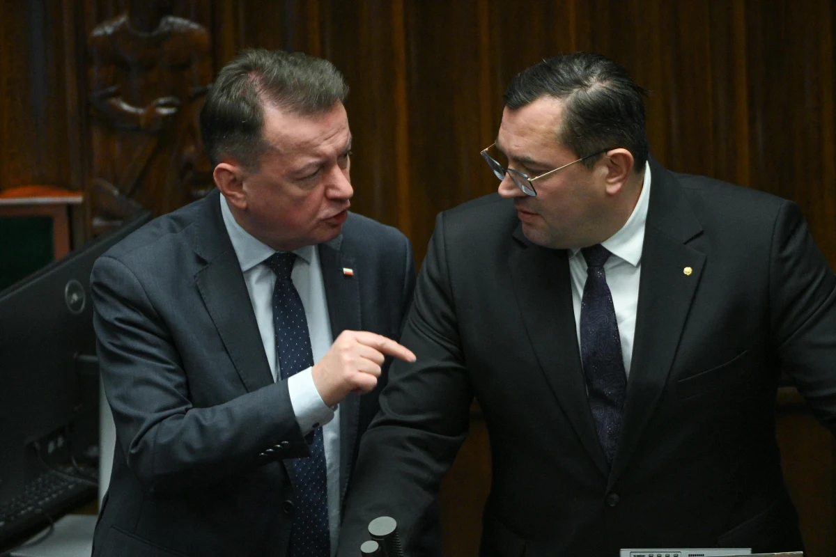 Decyzja eurodeputowanych o skierowaniu umowy z krajami Mercosur do Trybunału Sprawiedliwości Unii Europejskiej podzieliła polskich polityków. W Sejmie RP doszło do burzliwej dyskusji na ten temat. Prawo i Sprawiedliwość zapowiedziało złożenie wniosku o wotum nieufności wobec ministra rolnictwa Stefana Krajewskiego. 