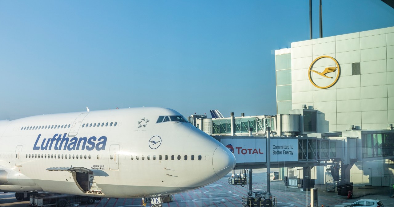 Już nie wniesiesz na pokład samolotu. Popularna linia wprowadza zakaz