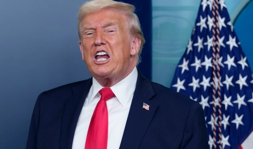 Zakaz startu pod biało-czerwoną flagą. Donald Trump już zaciera ręce