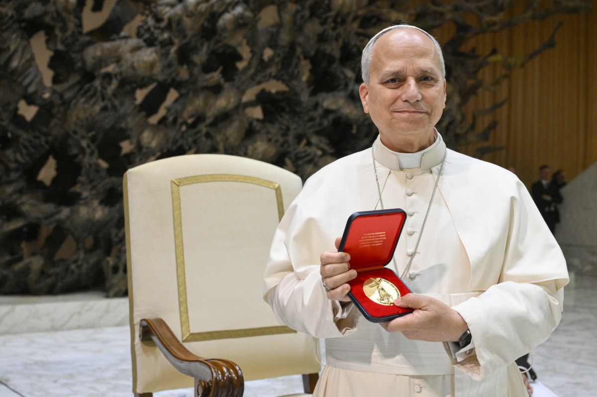 Papież w Radzie Pokoju Trumpa? Stolica Apostolska analizuje propozycję