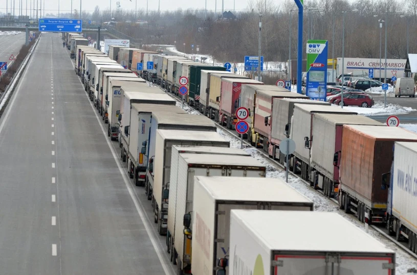 Protesty na europejskich granicach. Ambasada RP ostrzega obywateli