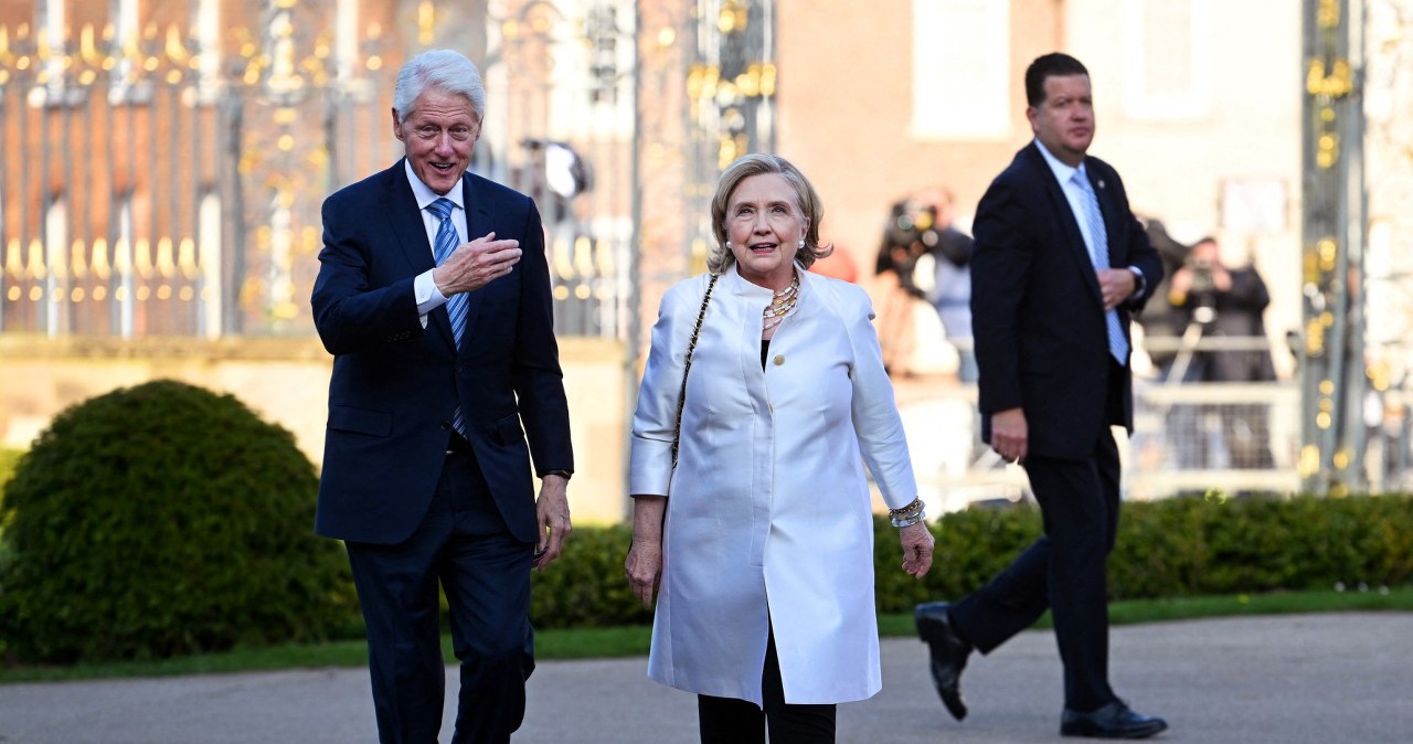 Bill i Hillary Clinton z zarzutem obrazy Kongresu. Jest decyzja komisji