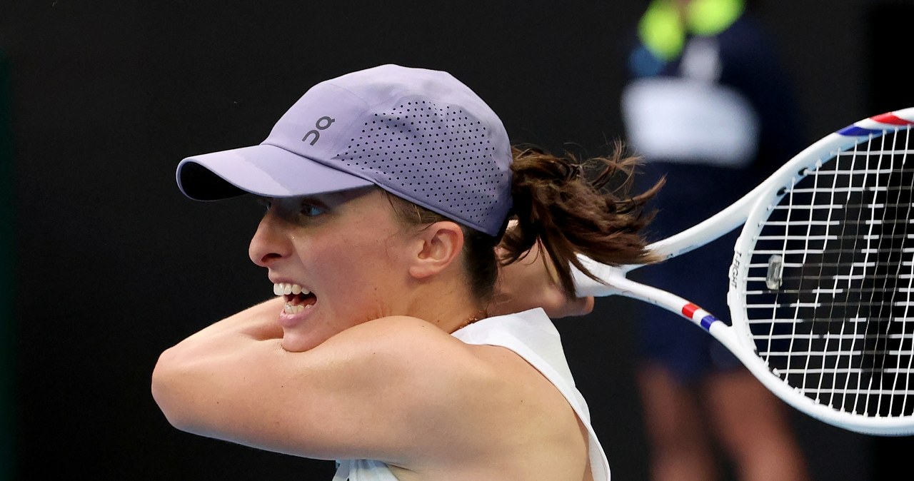 Były trener grzmi po meczu Świątek. Wygrała, ale pojawił się spory problem