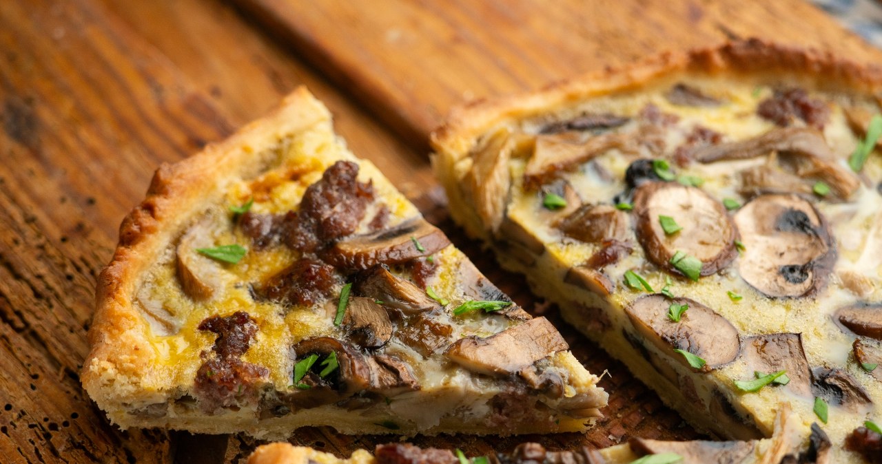 Ta tarta znika z blachy szybciej, niż zdążysz ją pokroić. Smakuje obłędnie