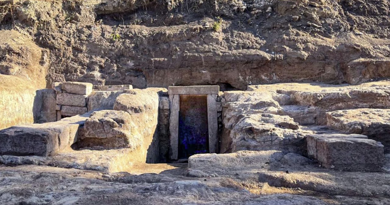 Skarby za murami Rzymu. Odkryli sanktuarium Herkulesa i grobowce sprzed 2400 lat