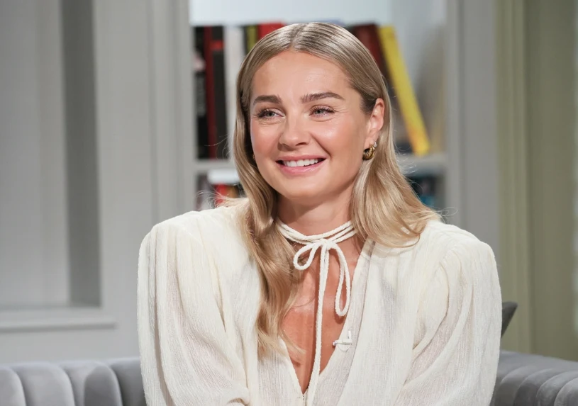 Tak teraz farbujemy włosy. Instagram oszalał na punkcie milky tea hair