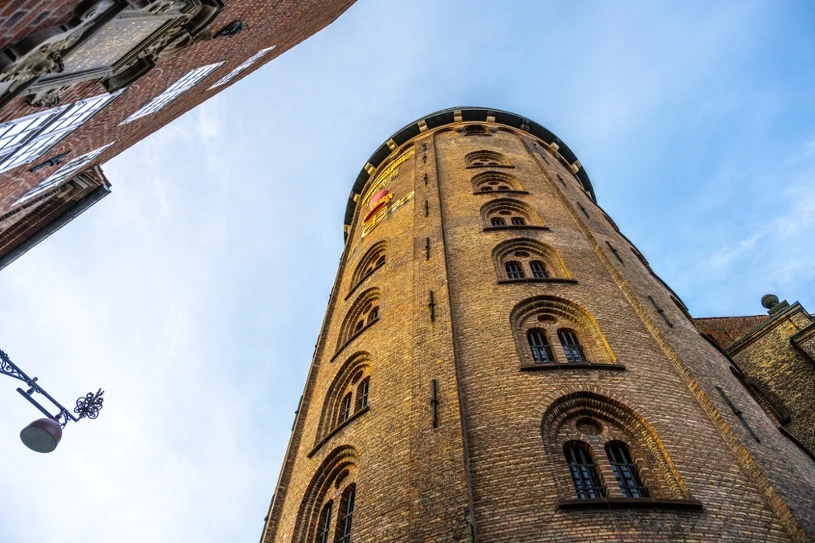 Nowa moda na podróżowanie. Ceny nie schodzą poniżej 8 tys. zł