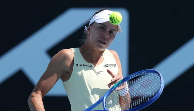Koniec meczu Linette po 63 minutach, jest komunikat WTA. Wystarczyły dwa słowa