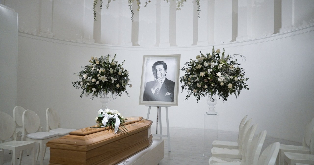 Pogrzeb Valentino w Rzymie. Sławy z całego świata żegnały "cesarza mody"