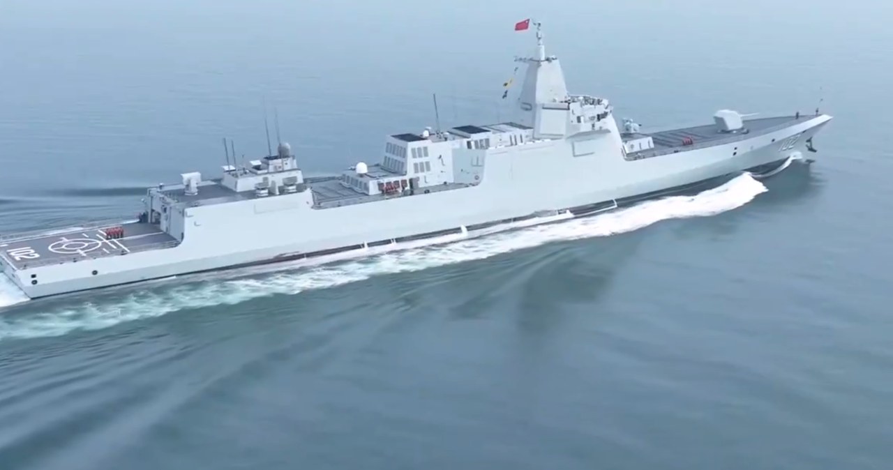 Chiński niszczyciel Zunyi zyskał zdolność polowania na okręty podwodne