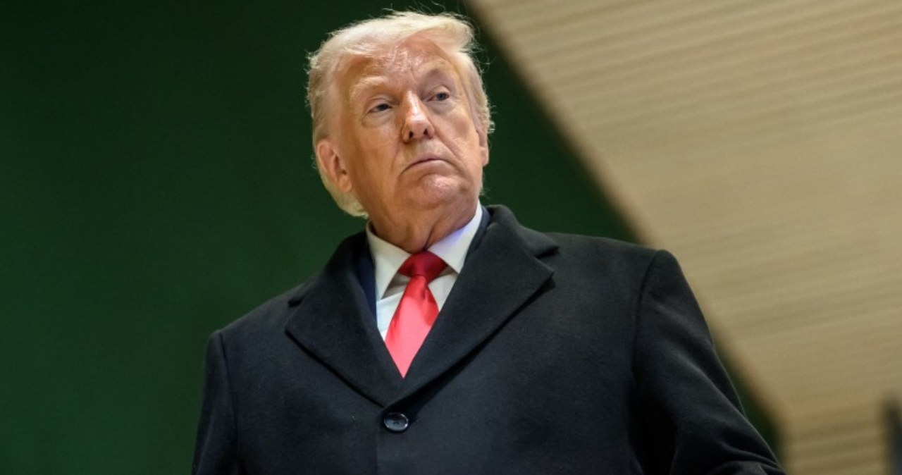 Na przemówieniach Trumpa wygrał 100 tys. "Został skierowany na urlop"