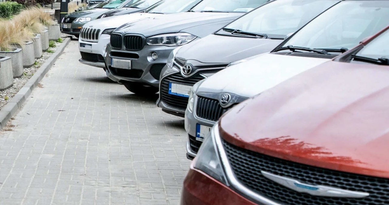 Kierowcy stracą tysiące miejsc parkingowych. Duże zmiany w stolicy