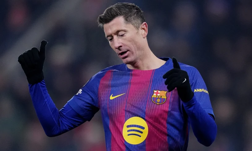 Coraz głośniej o transferze "Lewego". Tylko II liga. Ale klub z ambicjami