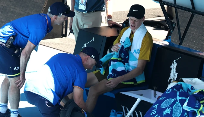 Zaskoczenie w Melbourne. Sinner z 4:2 na 4:6. Koniec po 225 minutach