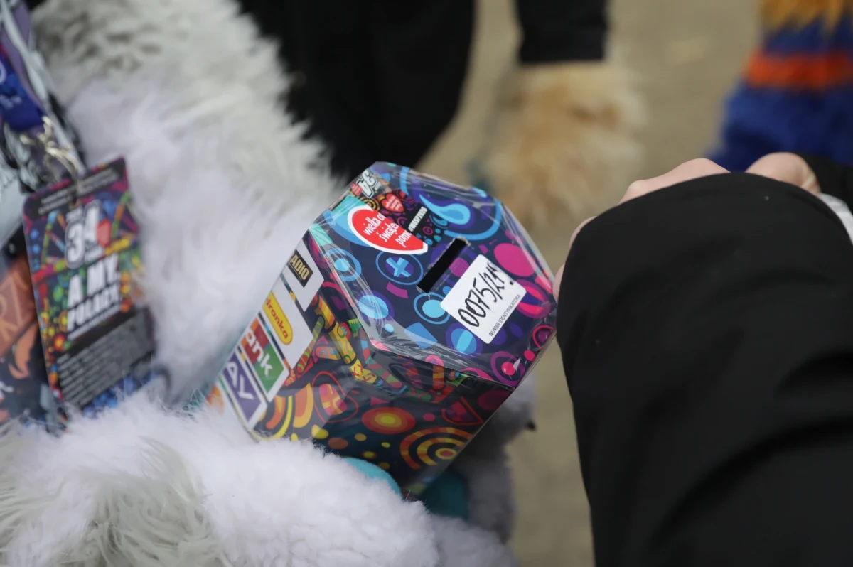 25 stycznia na łódzkie ulice wyjechały zabytkowe tramwaje i autobusy, które zapewnią mieszkańcom wygodny dojazd na wydarzenia 34. Finału Wielkiej Orkiestry Świątecznej Pomocy. Wolontariusze będą mogli dodatkowo bezpłatnie korzystać z pociągów Łódzkiej Kolei Aglomeracyjnej.
