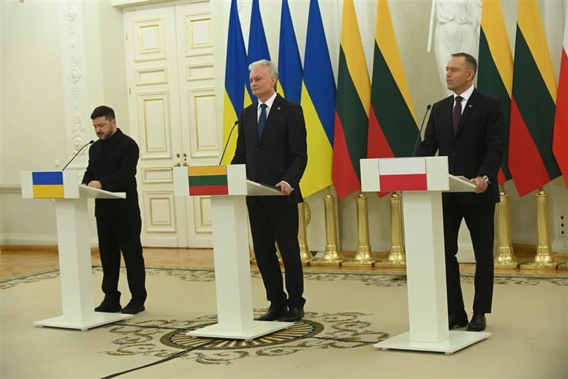 "Jestem przekonany, iż nie myślał o Polsce". Nawrocki jasno o słowach Trumpa