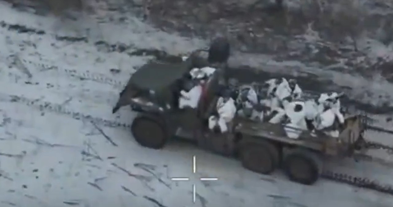 Zrobili "kabriolet" z ciężarówki. Rosjanie rozbici w pył