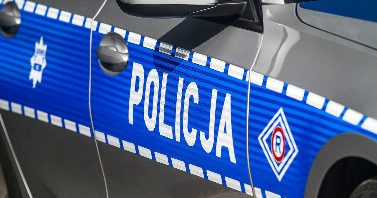 Niespodziewany wystrzał z broni myśliwskiej. Dziecko postrzelone w nogę