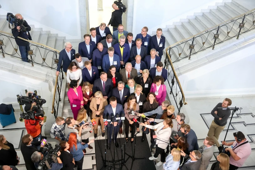 Tajemnicza "13" Szymona Hołowni. Znamy nazwiska