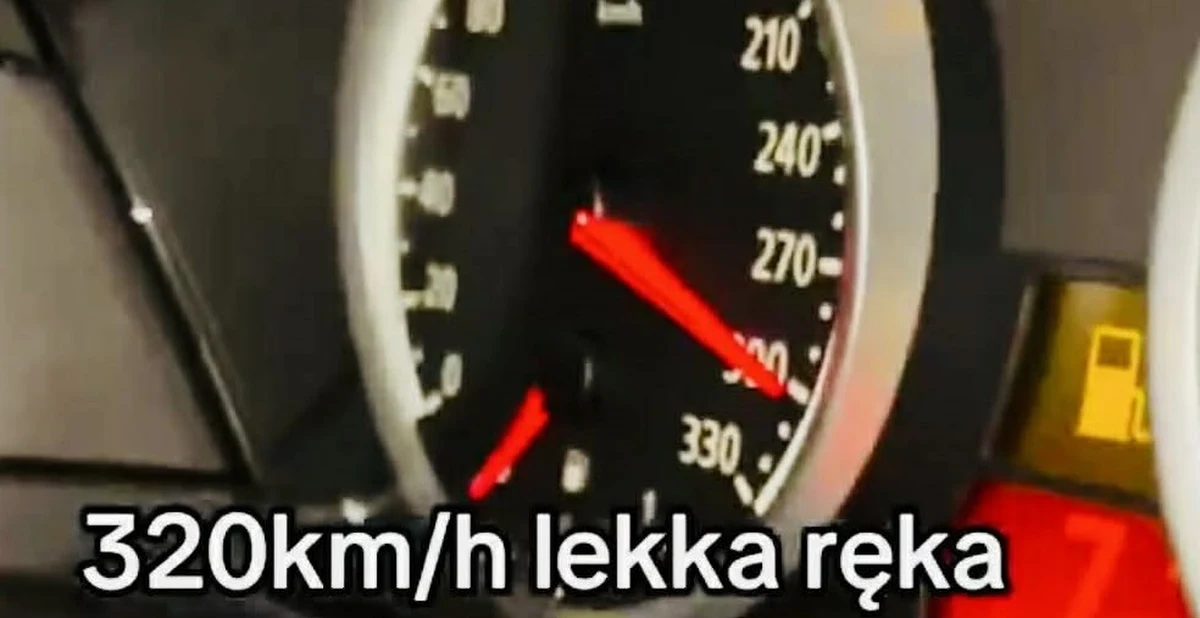 Burzę w sieci wywołało nagranie, na którym kierowca BMW chwalił się jazdą po autostradzie A4 z prędkością przekraczającą 300 km/h. Decyzją prokuratury auto zostało zabezpieczone jako dowód w sprawie. Prowadzone jest postępowanie w kierunku sprowadzenia bezpośredniego niebezpieczeństwa katastrofy w ruchu lądowym.