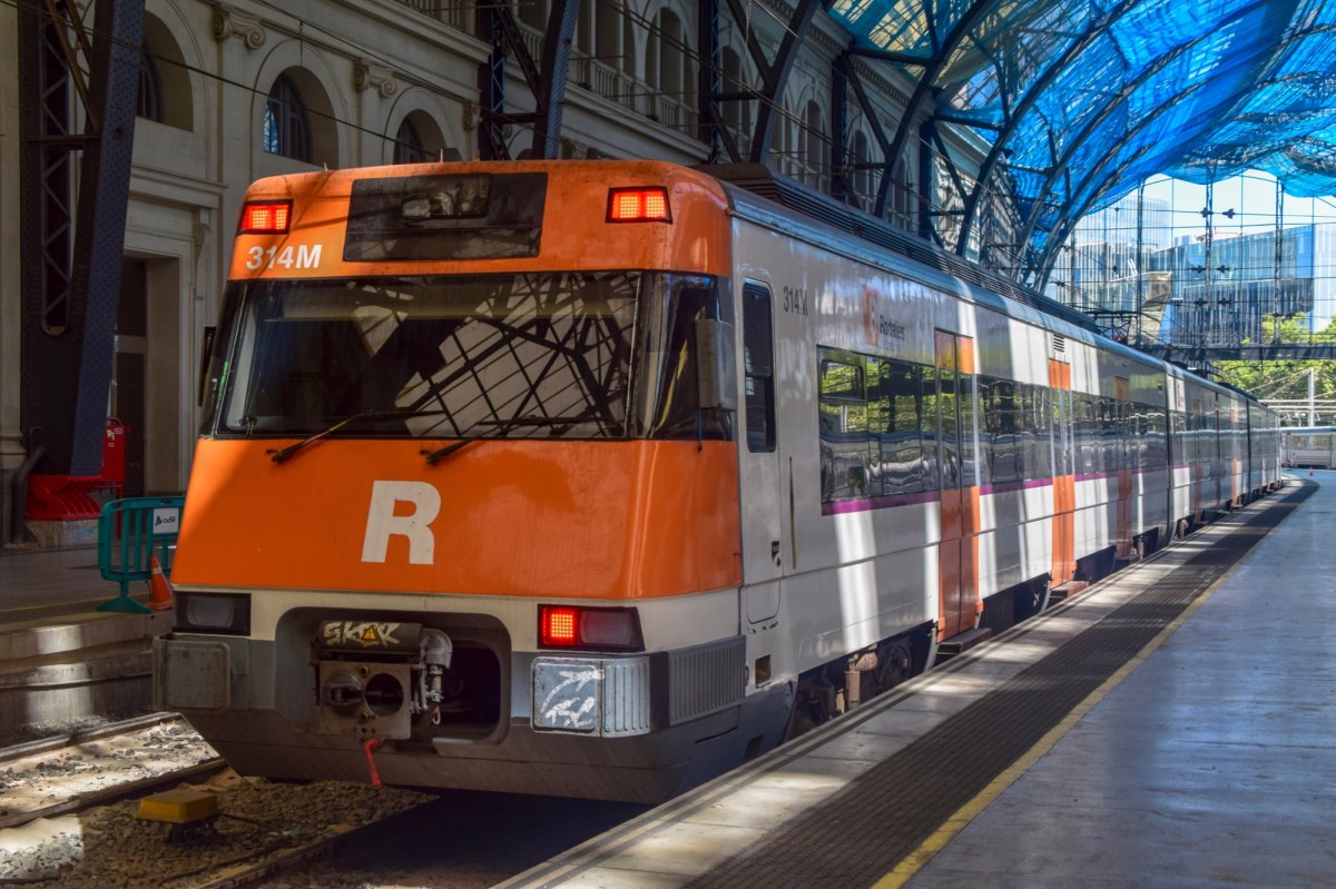 Kolejowy koszmar w Hiszpanii. Możliwą przyczyną sabotaż lub cyberatak