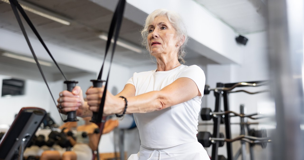 80-latkowie zaczęli dźwigać ciężary. Oto co stało się potem