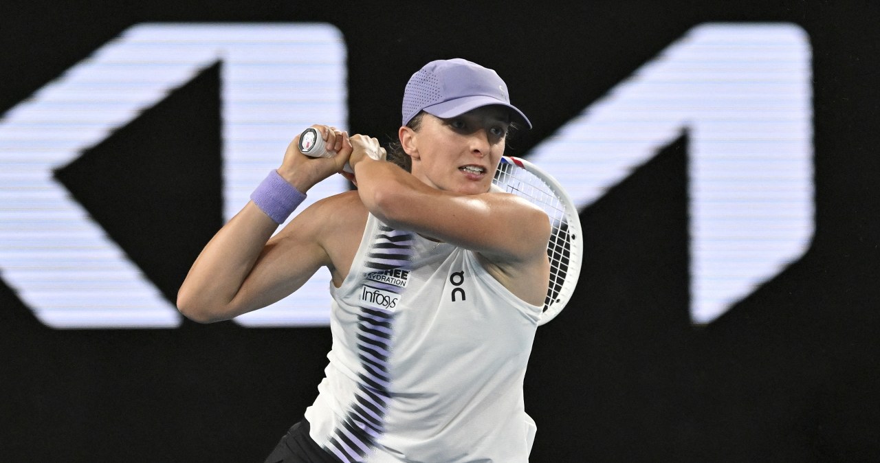 Zobaczył, co Świątek robi na Australian Open. "Wpadamy w panikę"