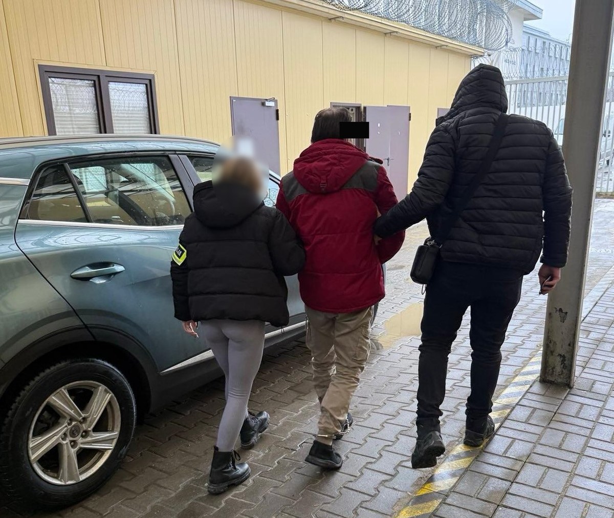 Prokuratura w Łodzi: Zginął od licznych ciosów maczetą w głowę