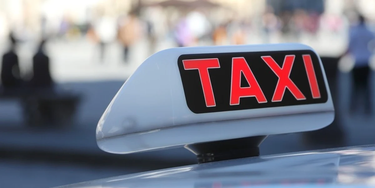 Do 20 lat więzienia grozi kobiecie, która w Łodzi groziła nożem kierowcy taksówki na aplikację. Mężczyźnie udało się uciec.