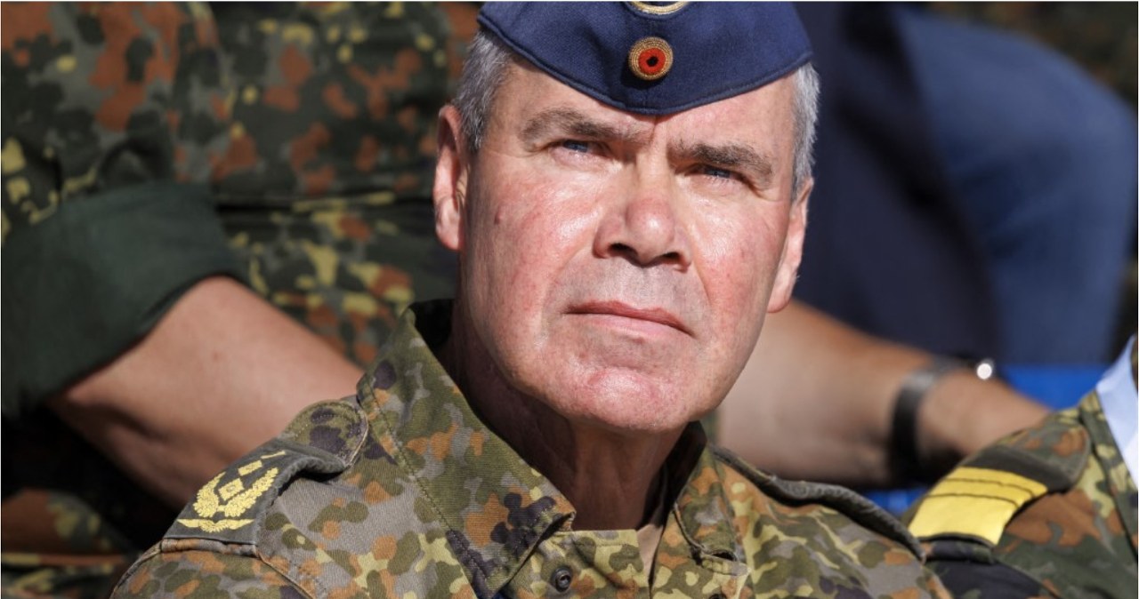 Niemiecki generał przygotowuje społeczeństwo do wojny. Wyznaczył czas