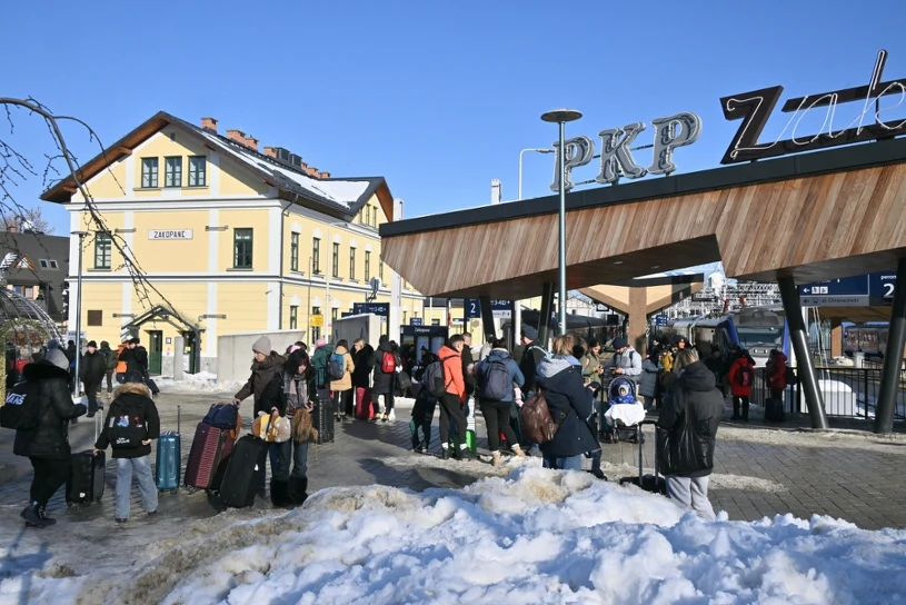 Hotelarze podnieśli ceny i liczą straty. Wiadomo, gdzie pojechali Polacy