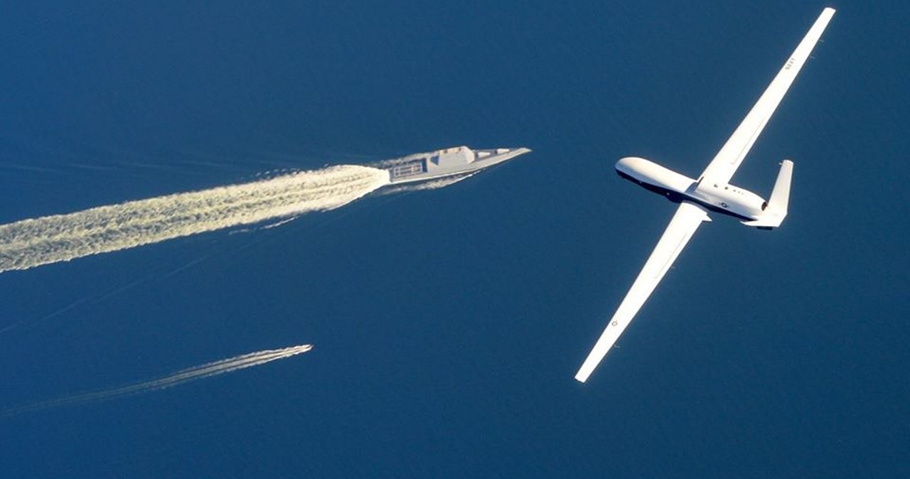 Szpiegowskie drony USA i Iranu minęły się w powietrzu