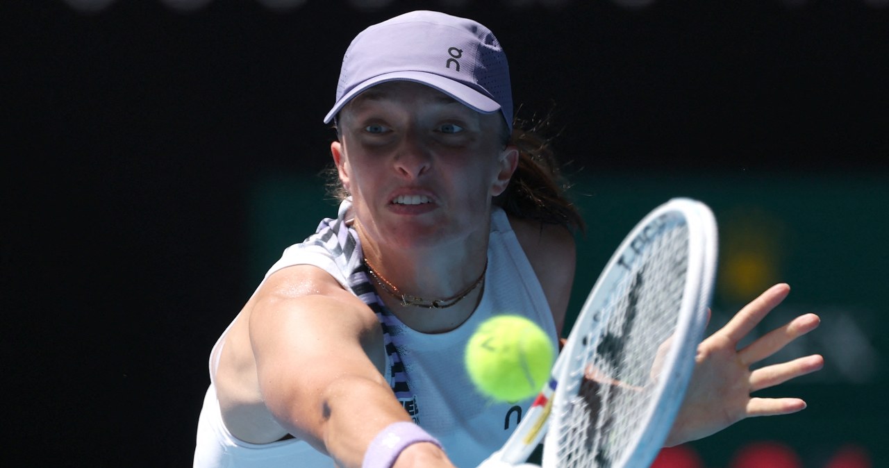 wiadomości,aktualności,Interia Deklasacja na koniec meczu Świątek z Rybakiną. Znamy półfinalistkę Australian Open