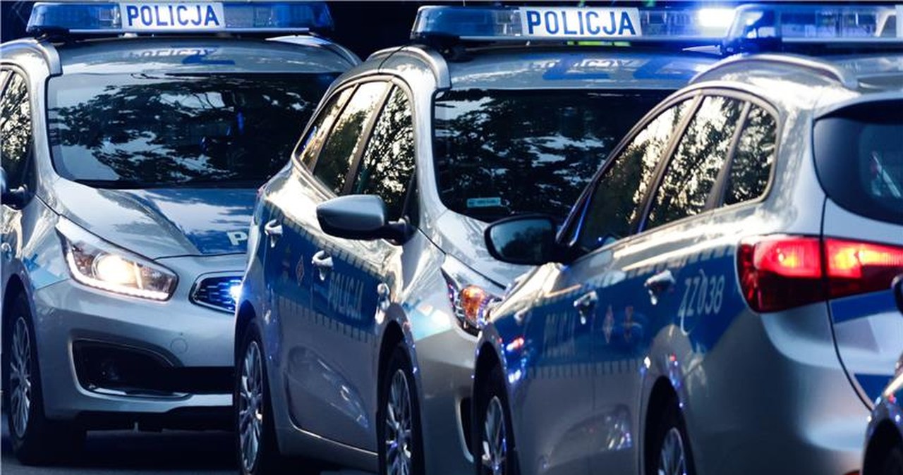 Targówek. Akcja policji. Dwie ofiary, „zabarykadowany mężczyzna”