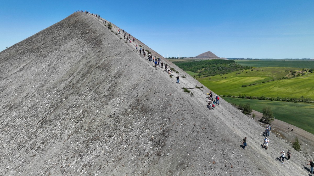 Po co jechać do Egiptu? Piramidy są u naszych sąsiadów