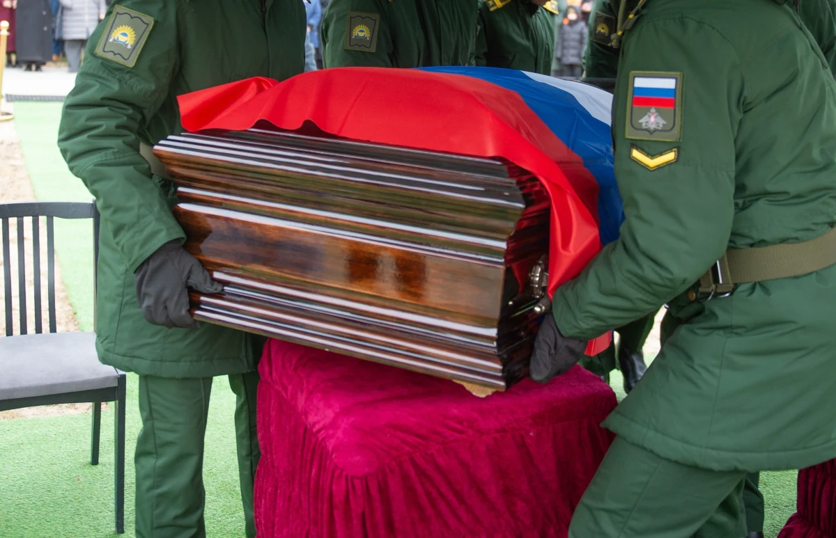 Wojna Rosji z Ukrainą trwa już niemal cztery lata. Straty rosyjskiej armii w tym czasie to blisko 1,2 mln zabitych, rannych i zaginionych żołnierzy - szacują eksperci Centrum Studiów Strategicznych i Międzynarodowych (CSIS) z siedzibą w Waszyngtonie.