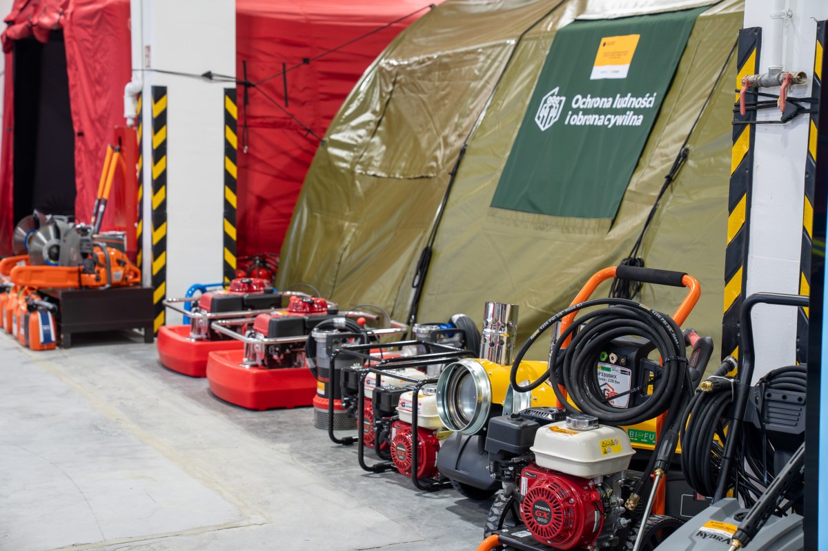 Nowy magazyn bezpieczeństwa w Grudziądzu. Sprzęt dla służb już na miejscu