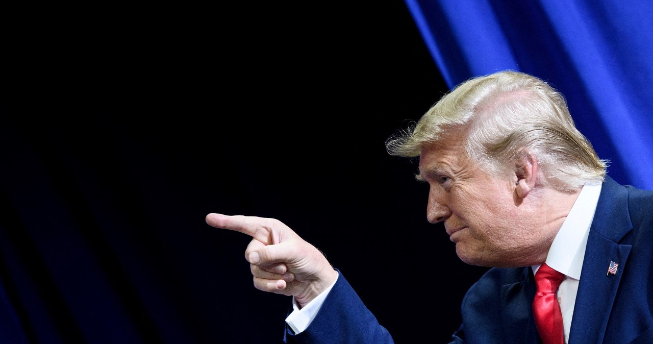 Zagotowało się w obozie Trumpa. Prezydent nagle zmienia kurs