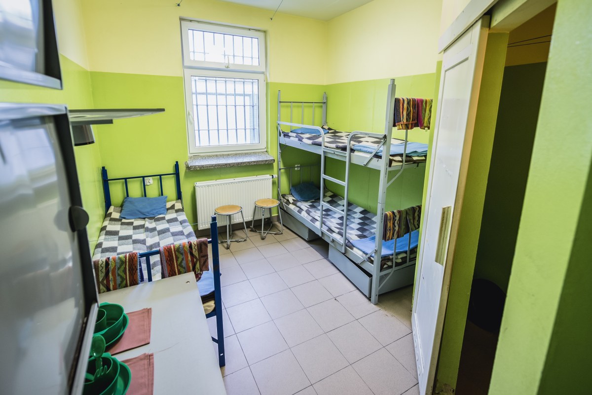 Afera w Służbie Więziennej. Byłemu szefowi Inspektoratu grozi 10 lat więzienia