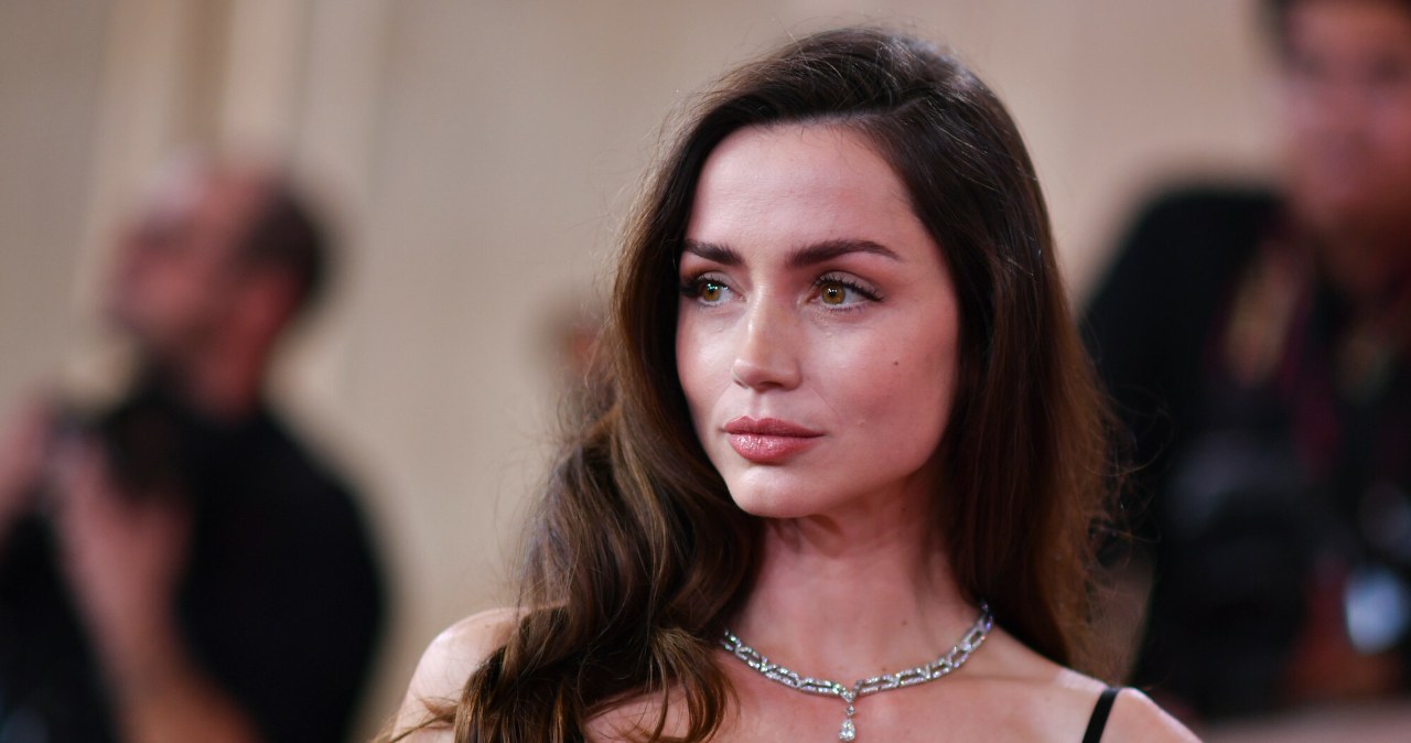 Amerykański remake polskiego filmu. W roli głównej Ana de Armas