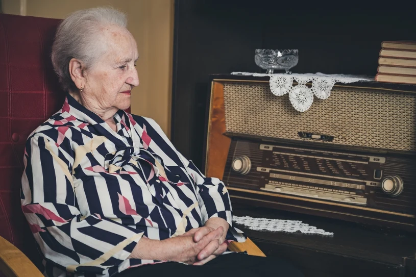 Problem dotyczy nie tylko seniorów. Mięśnie słabną, łatwo o upadek