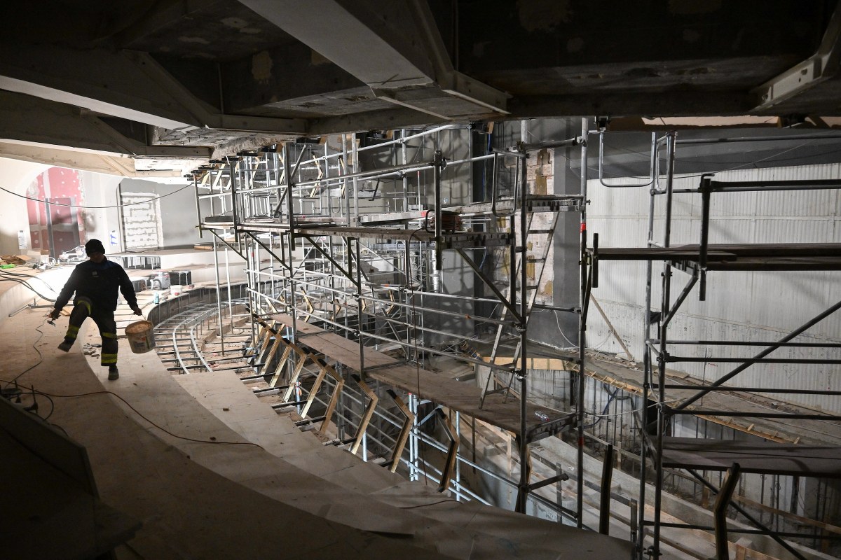 "Od piwnic aż po dach". Wielkie zmiany we wrocławskim teatrze