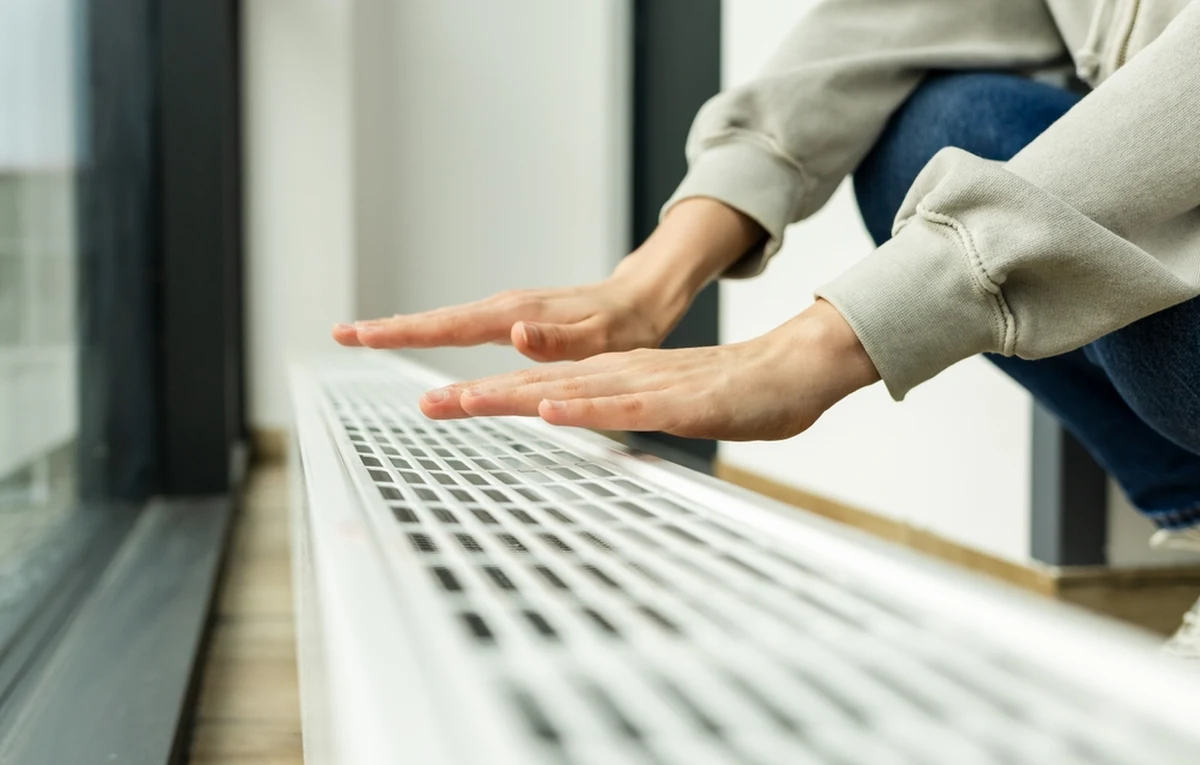 Już drugi dzień trwa usuwanie awarii ciepłowniczej przez spółkę Geotermia Podhalańska. Problemy z ogrzewaniem występują w kilku miejscowościach - m.in. w Białym Dunajcu i Poroninie. 