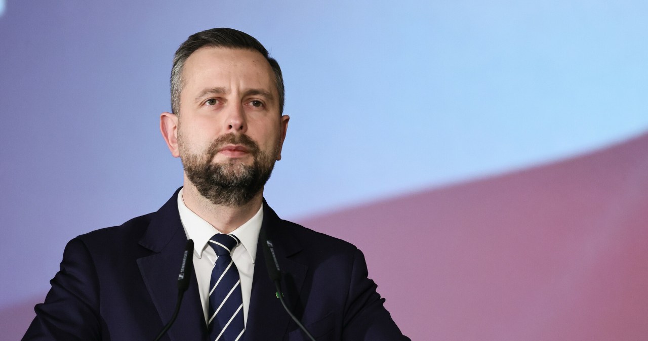 "To jest zdrada. To jest zdrajca". Szef MON o poszukiwanym byłym żołnierzu